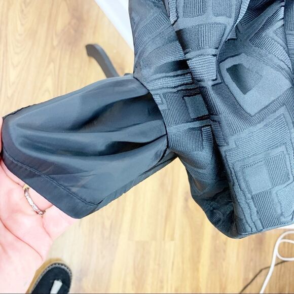 Lida Baday Black Short Sleeved Cocktail Dress w/Full Skirt and Grosgrain Trim 8‎ - Picture 10 of 13